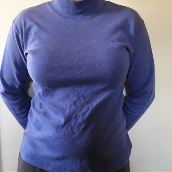 Comfy 90’s periwinkle mock neck sweater! - Picture 3 of 3